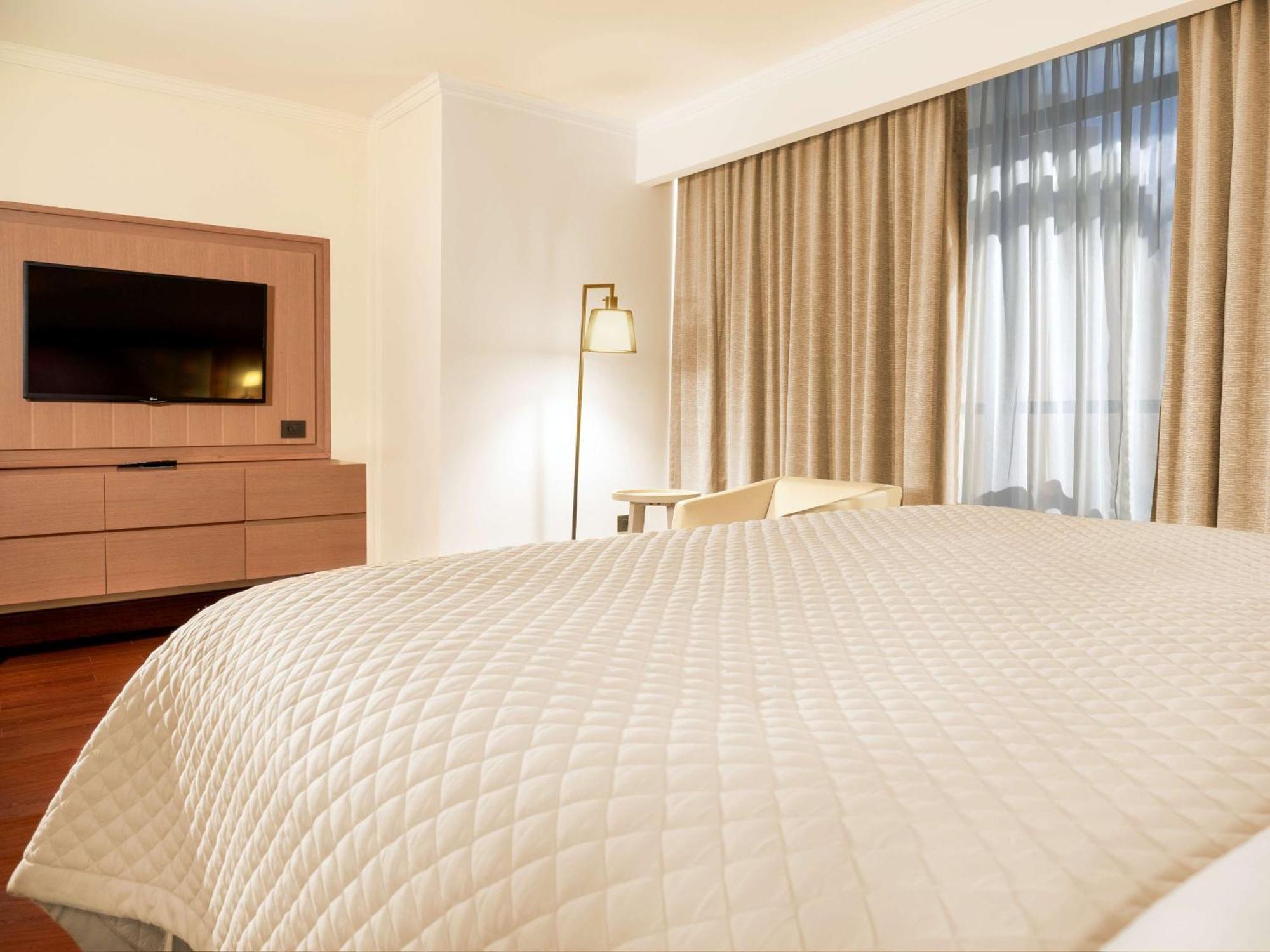 Hotel Ms Milenium Monterrey Curio Collection By Hilton San Pedro Garza Garcia Exteriér fotografie
